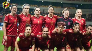 El once de España ante Francia en Le Mans.