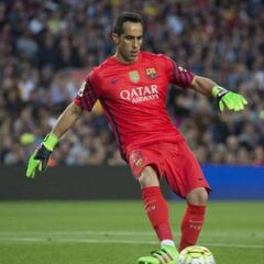 Claudio Bravo no descarta marcharse desde el Barcelona