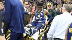 INDIANAPOLIS, INDIANA - JANUARY 23: Victor Oladipo #4 of the Indiana Pacers is taken off of the court on a stretcher after being injured in the second quarter of the game against the Toronto Raptors at Bankers Life Fieldhouse on January 23, 2019 in Indianapolis, Indiana.   Andy Lyons/Getty Images/AFP
 == FOR NEWSPAPERS, INTERNET, TELCOS &amp; TELEVISION USE ONLY ==