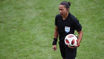 La brasile?a Edina Alves Batista ¨¢rbitra principal del China-Espa?a