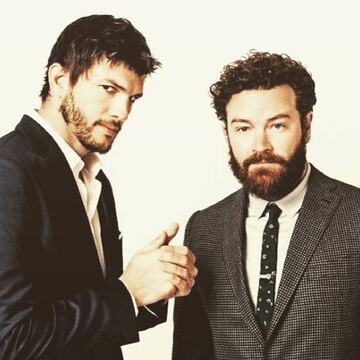 Danny Masterson junto a Ashton Kutcher en una foto promocional de la serie 'The Ranch'.