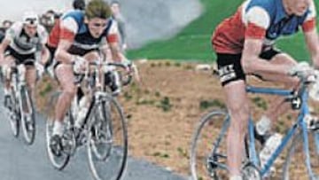 <b>ASCENSIÓN MÍTICA. </b>Bobet, Anquetil, Robinson y Adriaenssens suben el Aubisque en el Tour de 1958.