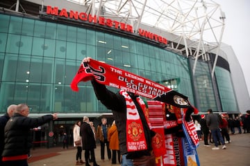 Manchester United - Huddersfield Town.