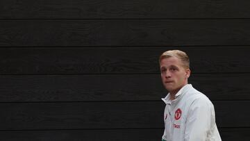 Primera salida del United: Van de Beek