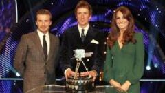 Bradley Wiggins, junto a David Beckham y Kate Middleton en la gala al deportista brit&aacute;nico del a&ntilde;o.