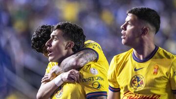 Alejandro Zendejas festeja su gol en contra de Cruz Azul en las Semifinales.