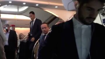 Isco se salt車 el protocolo tras aterrizar y dej車 con esta cara al jefe de RRPP del Real Madrid