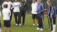 La sesión la dirigieron unos técnicos belgas