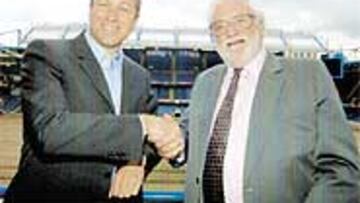 <b>BUENOS TIEMPOS</B>. Abramovich y Bates, cuando aún no habían comenzado las hostilidades.