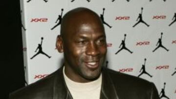 Michael Jordan con las Air Jordan XX2 en 2007.