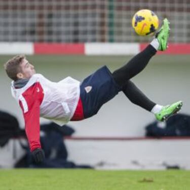 Iker Muniain desafía a El Sadar