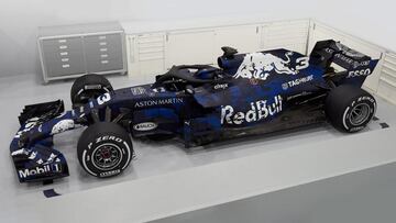 Formula 1 teams reveal their cars for the 2018 season