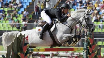 Sergio Alvarez Moyacon su caballo 'Carlo 273'.