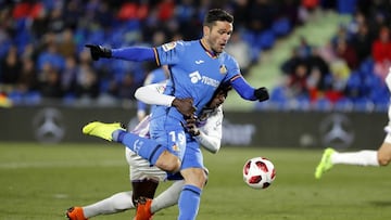 Penalti de Salisu a Molijna no pitado.