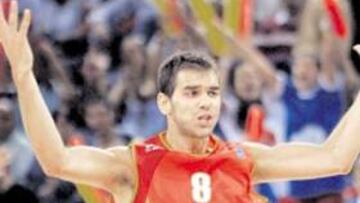 Calderón: "Se va a ver otra vez a la España del partido con Serbia"