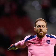 Oblak, en el podio de leyendas