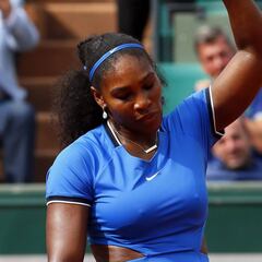 Serena Williams supreme at French Open