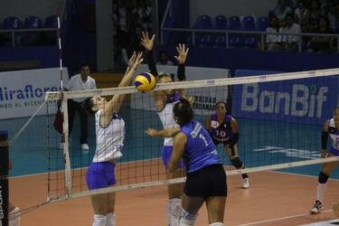 Voley Femenino: Circolo fuerza el extra game ante Regatas