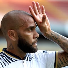 Dani Alves muestra mejoría, y empieza a aportar en Pumas