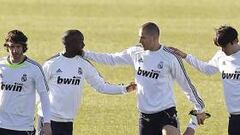 Özil es duda y Mourinho vuelve a castigar a Lass