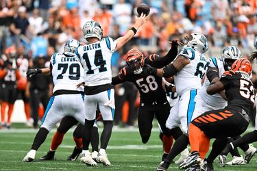 Why isn’t Adam Thielen playing for the Panthers against the Bears? NFL Week 5 injury status