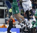 El Unicaja arrolla al Nizhny y elude el farolillo rojo del grupo