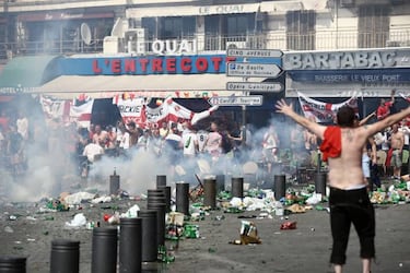 English hooligan enters into cardiac arrest as violence flares in Marseille