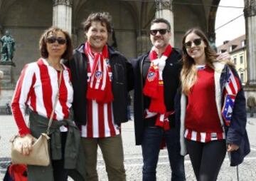 La afición del Atlético de madrid se desplazó hasta Múnich para dar todo su aliento al equipo.