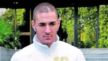 El delantero se siente frustrado y enfadado