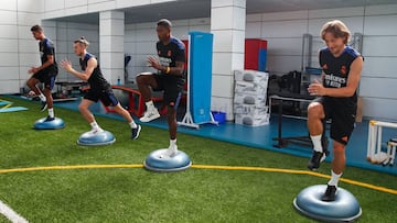 25/07/21 PRETEMPORADA 2021 - 2022 
 ENTRENAMIENTO REAL MADRID GIMNASIO 
 RAPHAEL VARANE GARETH BALE DAVID ALABA  LUKA MODRIC  
 PUBLICADA 26/07/21 NA MA06 2COL