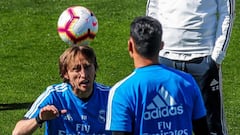 Real Madrid revolution: Modric, Kroos, Varane and Asensio not in squad