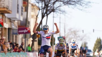 Paula Ostiz se presenta en Jaén con un segundo puesto