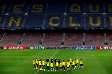 Dortmund players training in Camp Nou ahead of their clash with Barcelona.