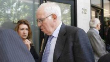 <b>SÓLO JUGADORES.</b> El seleccionador nacional ha declarado que no se fija en la situación de los equipos para elegir a los jugadores.