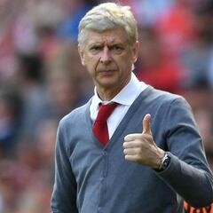 Wenger already receiving offers from other clubs - Dein
