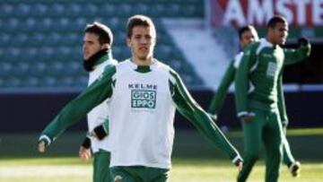 Pasalic, centrocampista del Elche.