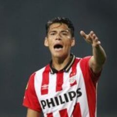 Héctor Moreno y el PSV se rehúsan a morir y golean