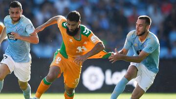 Fekir, con Mingueza.