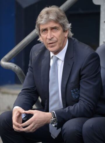 Manuel Pellegrini en su último partido en el Etihad Stadium como técnico del City.