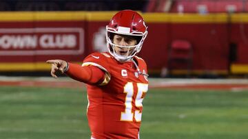 Durante un evento de golf el QB de los Chiefs se mostr&oacute; esc&eacute;ptico ante el progreso de Herbert, lo que caus&oacute; molestia en los seguidores de los Chargers.