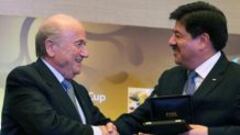 Joseph Blatter y Luis Bedoya, en la antesala del Mundial Sub-20 Colombia 2011.