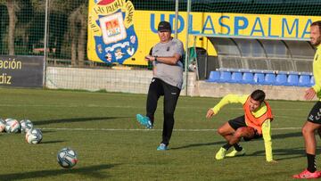 Pepe Mel: “Nuestra idea es luchar por cosas bonitas en abril o marzo”