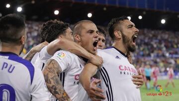 Un triplete de Borja mete al Zaragoza en el ‘playoff’