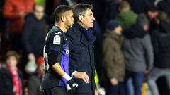 Youssef En-Nesyri y Mauricio Pellegrino, jugador y entrenador del Legan&eacute;s.