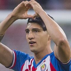 Alan Pulido podría dejar a Chivas para el Clausura 2020