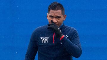 Alfredo Morelos se disculpa con Rangers