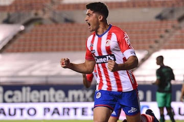 Pumas - 6 goles