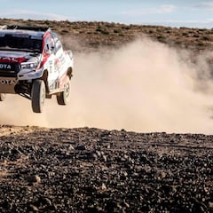 Alonso: 600 kilómetros en el test para acercarse al Dakar