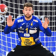 Hungría renuncia al combate y España elige a Noruega