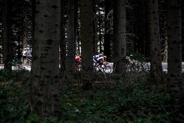 Thomas de Gendt se llevó la victoria en la etapa 8 del Tour de Francia. Julian Alaphilippe es el nuevo líder de la general y los colombianos se mantienen en el top 15 de la clasificación. 